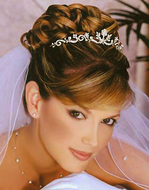 Hairstyles For A Wedding Bridesmaid