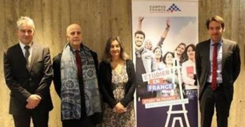 Estudiantes universitarios participan en primera Jornada Perú en Francia