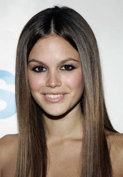 Rachel Bilson Hairstyles