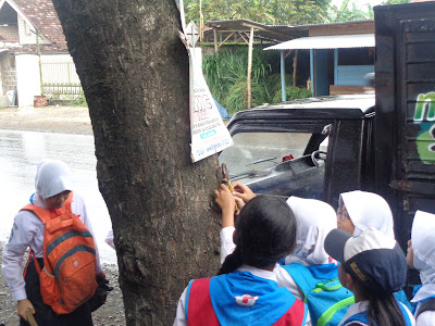 AKSI CABUT PAKU PMR SMPN 1 WEDARIJAKSA