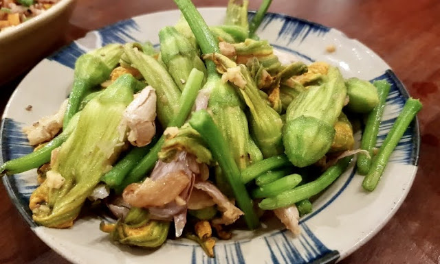 Stir Fried Pumpkin Flowers at Cuc Gach Quan, Tan Dinh, District 1