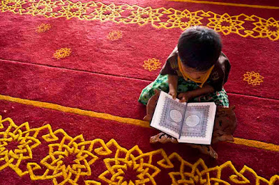 alquran dibaca anak kecil