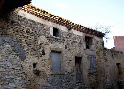 Photo de belles portes et fenêtres d'Auvergne