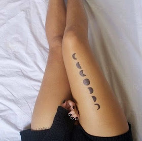 tatuaje fase lunar pierna