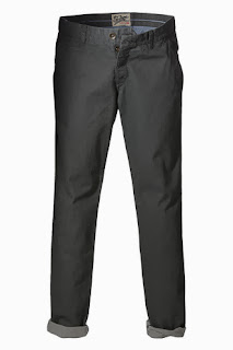 http://www.esprit.es/moda-hombre/pantalones/pantalón-de-algodón-en-dos-tonos-123CC2B011_094