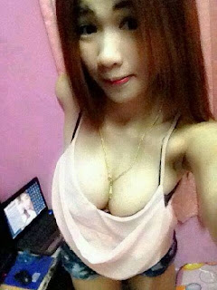 Girl xinh khoe ngực khủng trên facebook