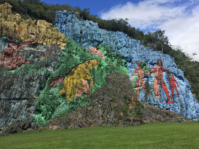 ROCK MURAL VINALES VALLEY