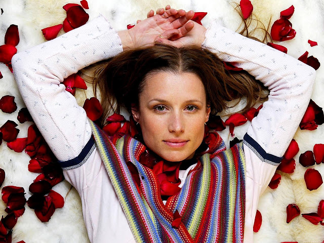 Shawnee Smith Spicy HD Wallpaper