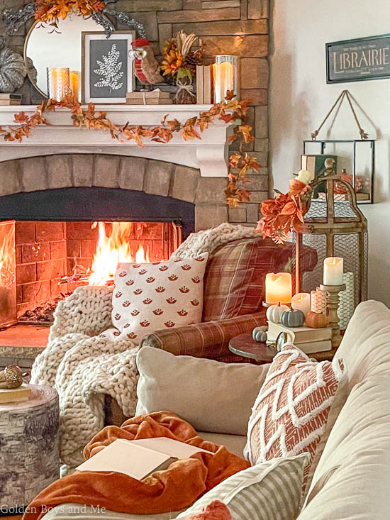 Cozy fall home tour - www.goldenboysandme.com