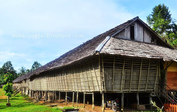 Rumah Adat di Indonesia