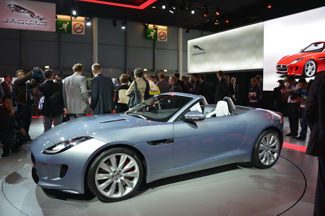 Jaguar F-Type có giá 69.000 USD tại Mỹ