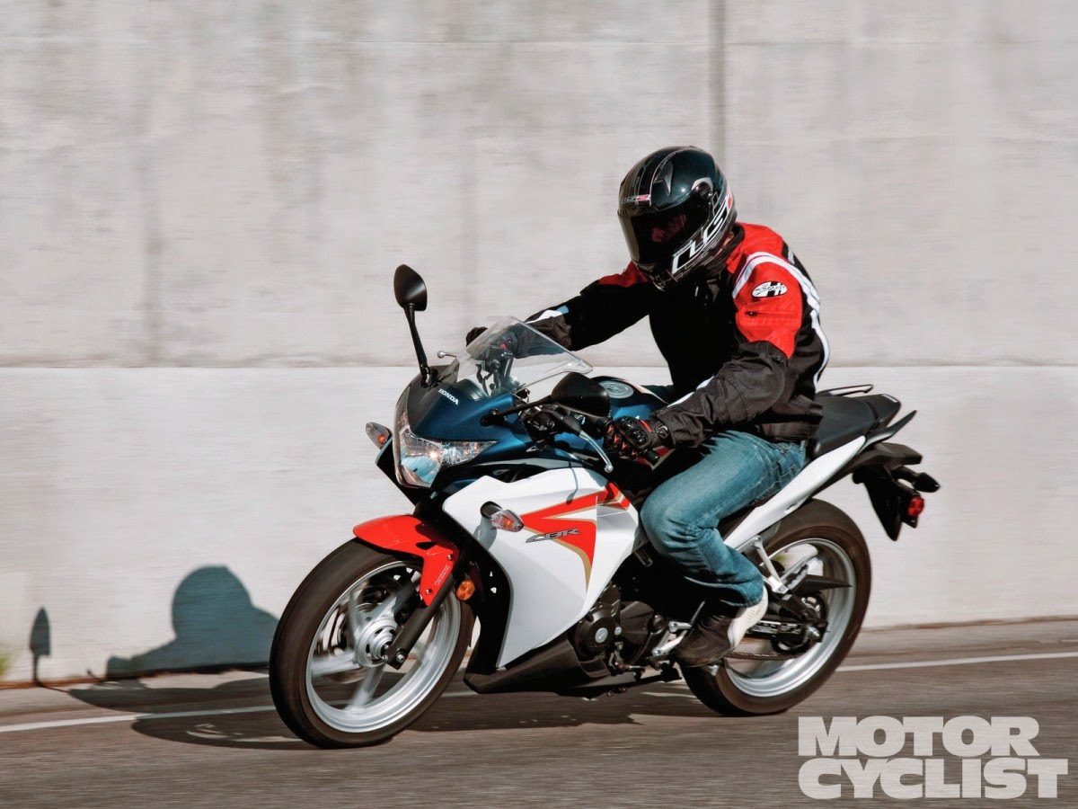 Honda CBR250R Picture