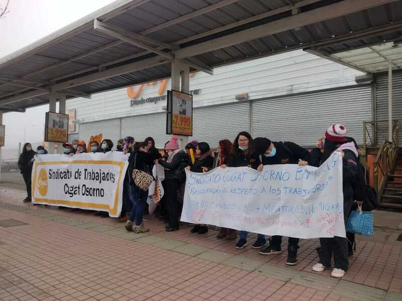 Trabajadores de Cugat Osorno inician huelga legal