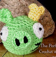 http://www.ravelry.com/patterns/library/mad-pig-amigurumi