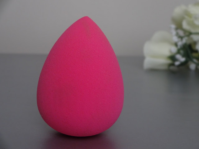 superdrug beauty blender dupe