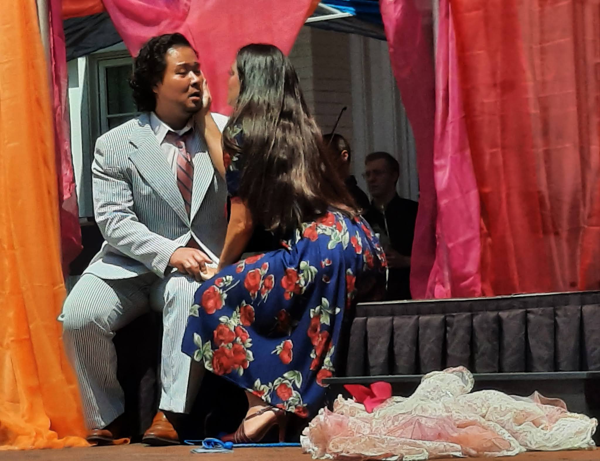 IN REVIEW: baritone SUCHAN KIM as Silvio (left) and soprano CATALINA CUERVO as Nedda (right) in Opera in Williamsburg's production of Ruggero Leoncavallo's PAGLIACCI, 6 June 2021 [Photograph © by Joseph Newsome]