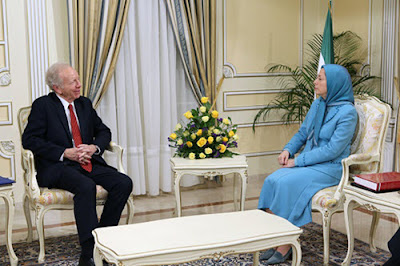 Maryam Rajavi meets and holds talks with Senator Joseph Lieberman