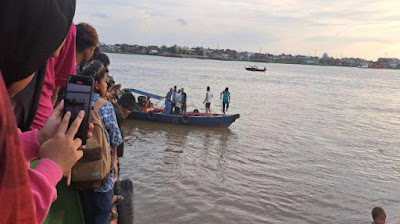 Innalillahi! Prabowo Subianto Tewas Tenggelam di Sungai Musi