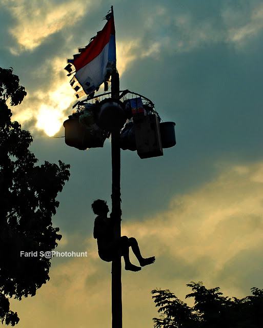 foto HUT RI, Hari Kemerdekaan, human interest, panjat pinang