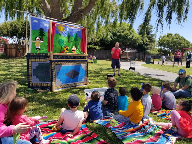 school puppet show