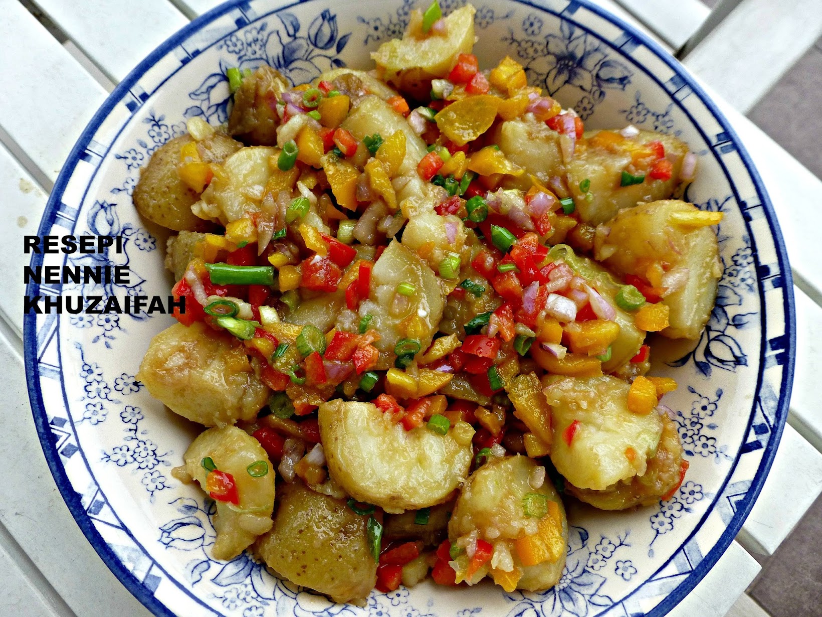 RESEPI NENNIE KHUZAIFAH: Salad ubi kentang chat