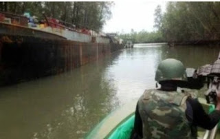 JTF Invades Bayelsa Community, Raze Palace, Houses To The Ground