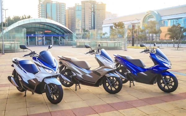 Honda PCX 2022: fotos, preços, cores e especificações