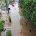 Kota Liburan Dikepung Banjir? Tetap Traveling dengan Tips Ini