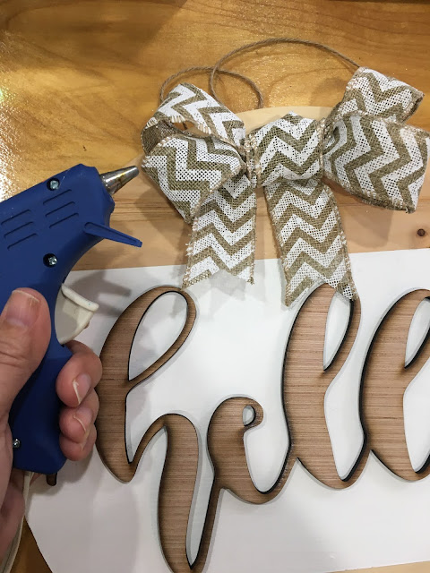 DIY Wooden Farmhouse Hello Sign