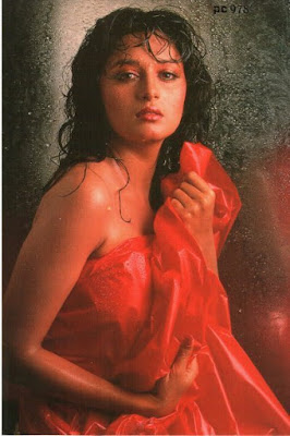 Madhuri Dixit Hot Actress Profile |Hot Picture| Bio| Body size | Hot Starz