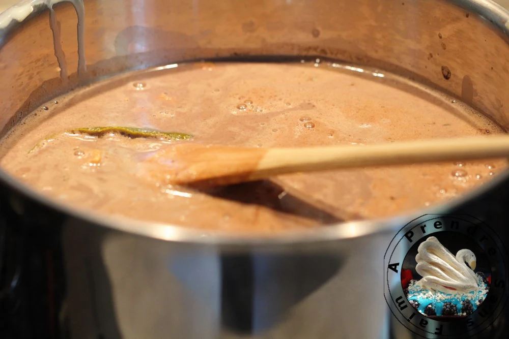 Chocolat chaud aux cacahuètes (pas à pas en photos)