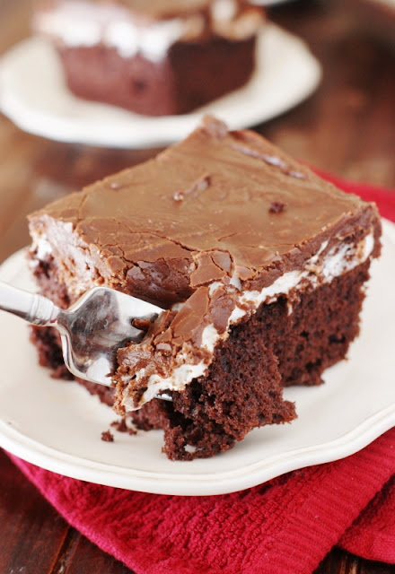 tasty chocolate cake topped alongside a layer of gooey Marshmallow Chocolate Cake