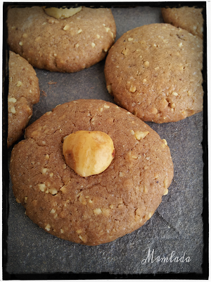 galletas caseras de chocolate y avellanas