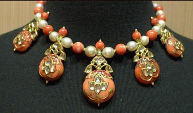 Pearls and Coral Beads Necklaces