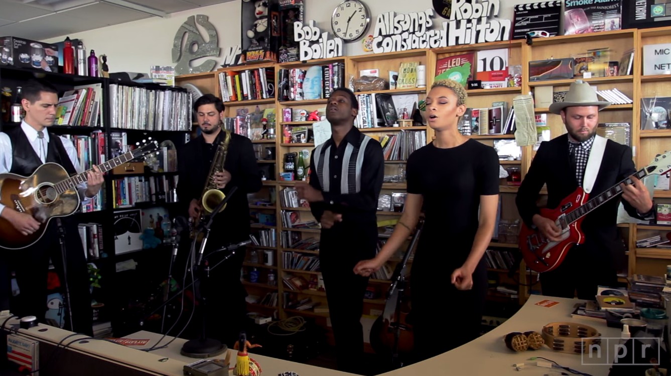 Assista o ótimo Leon Bridges no NPR Music Tiny Desk Concert