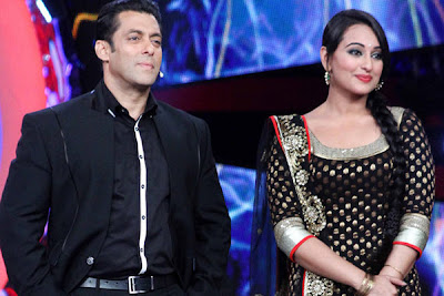 Sonakshi Sinha as as Punjabi kudi look with Salman in Big Boss 6 set