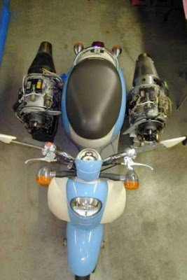 scooter that equipped with turbine jet