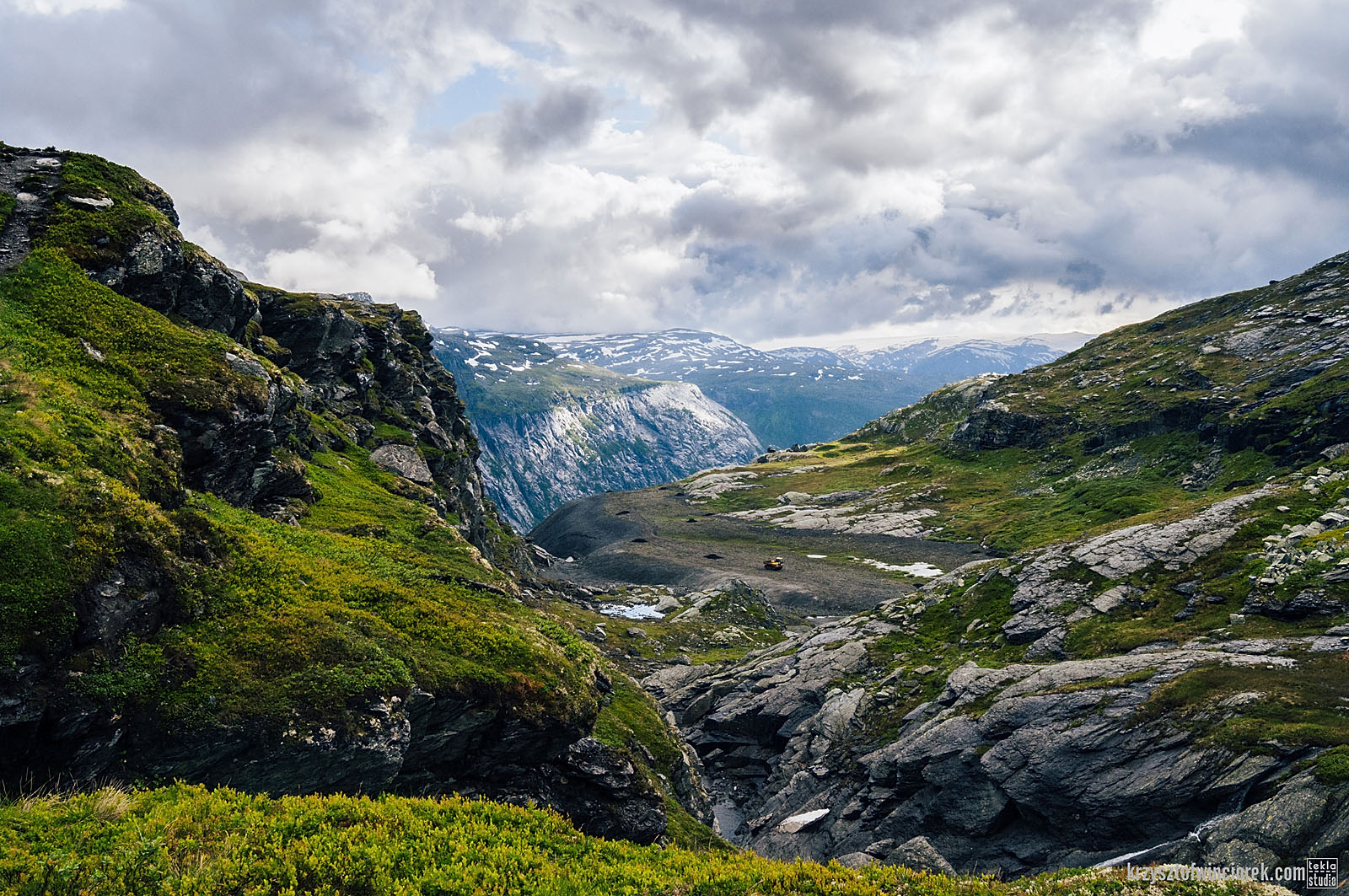 Trolltunga, Norwegia, 2011