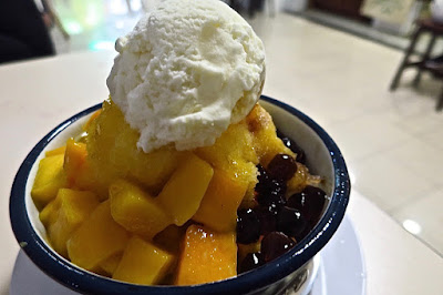 Yat Ka Yan (一家人), mango ice cream