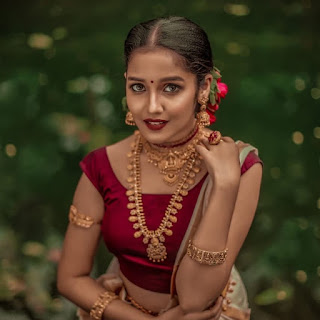 ACTRESS ANIKHA SURENDRAN LATEST PHOTOS & BEAUTIFUL STILLS