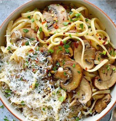 EASY MUSHROOM LINGUINE #vegan