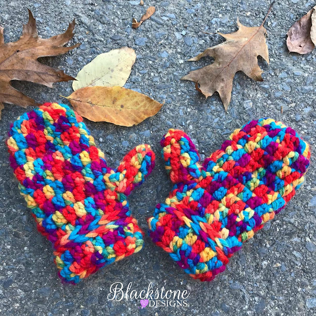 http://www.blackstone-designs.com/2017/10/friday-mittens.html