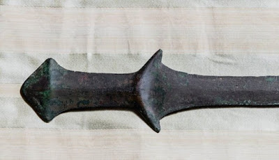 Pedang Tertua Di Dunia Berusia 5.000 Tahun Ditemukan Di Biara Venesia