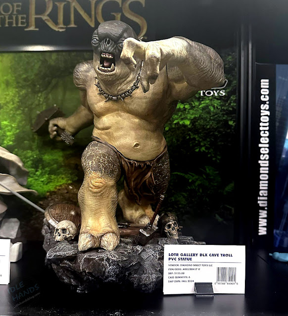 Toy Fair 2023 Diamond Select Lord of the Rings Cave Troll PVC Statue