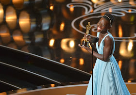 Oscars 2014 Lupita Nyong'o (pour 12 years a Slave)