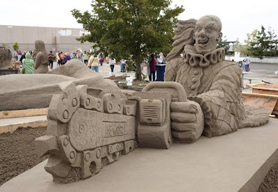 Sand Sculpture Art Work - Sculptures working on his creation...