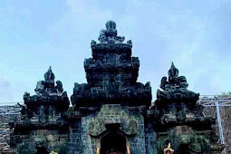 Pura Pulaki Pemadangan Pura Bali di Tepi Laut - Pulaki Temple 