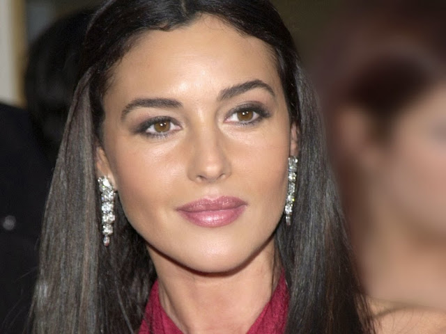 Monica Bellucci Wallpapers Free Download
