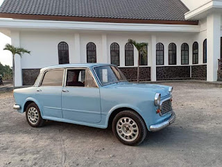 Dijual Mobil Klasik Tua FIAT 1100 Full Restorasi