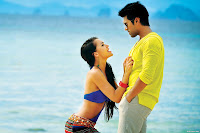 Yevadu Movie Stills